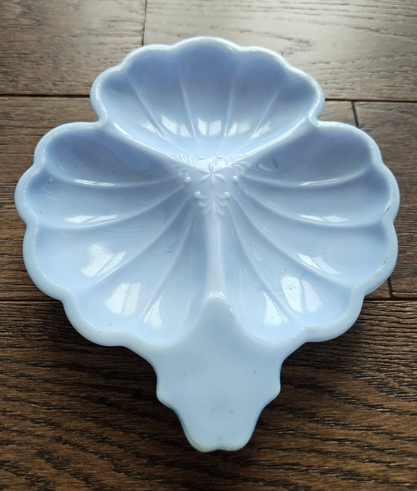 Vintage Blue Milk Glass Floral Trinket Bowl Candy Nut Dish Delphite