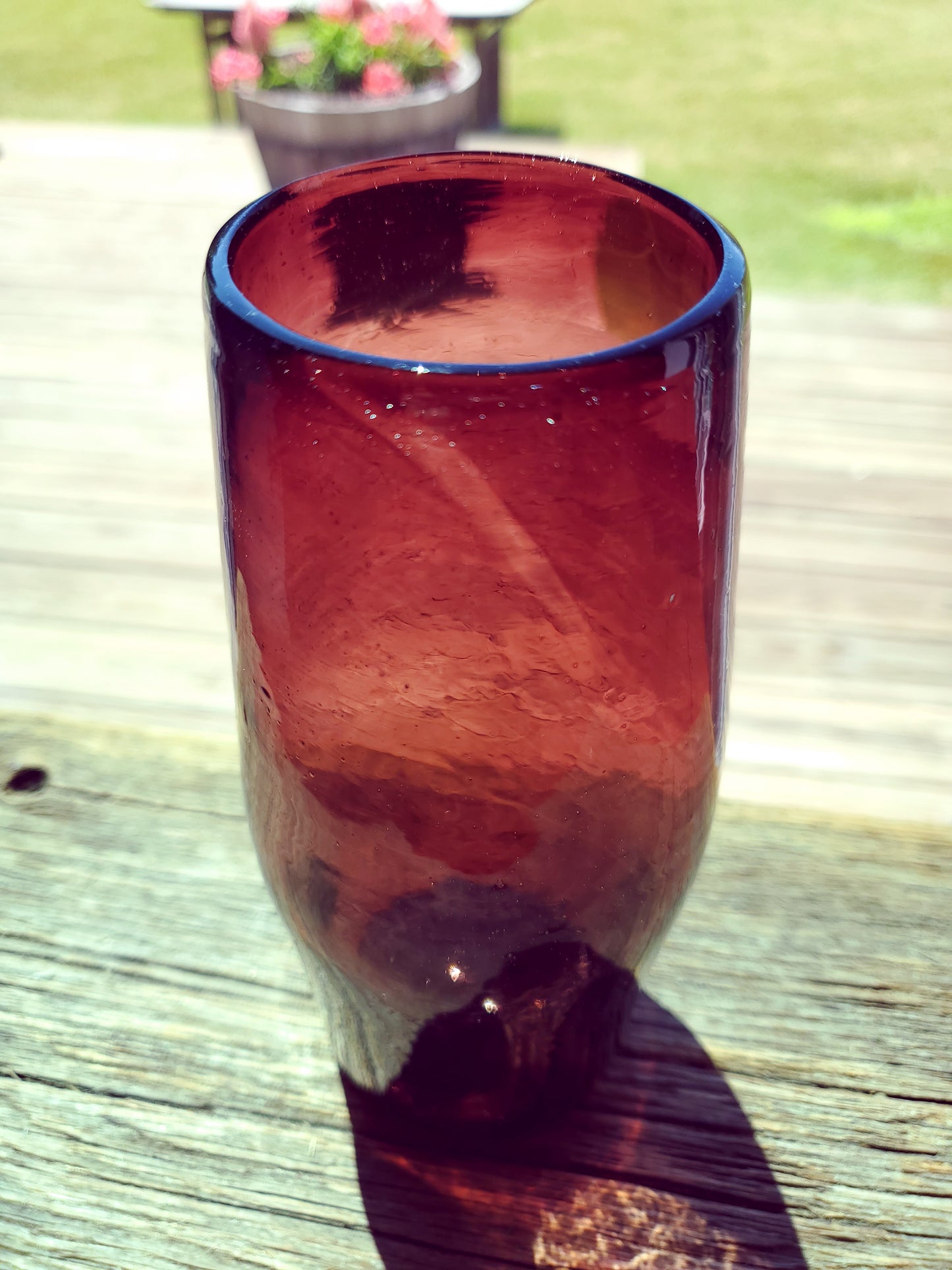 Blown Hand-Made Art Glass Vase In Purple Amethyst