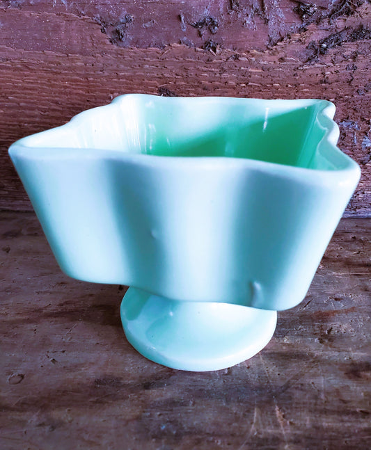 Vintage Hull Light Green Pottery Planter Jardiniere Wavy Pedestal