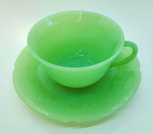 Vintage Jadeite Jade Glass Anchor Hocking Alice Tea Cup & Saucer